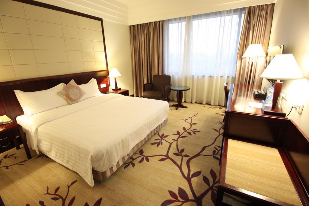 Guangzhou Hotel מראה חיצוני תמונה