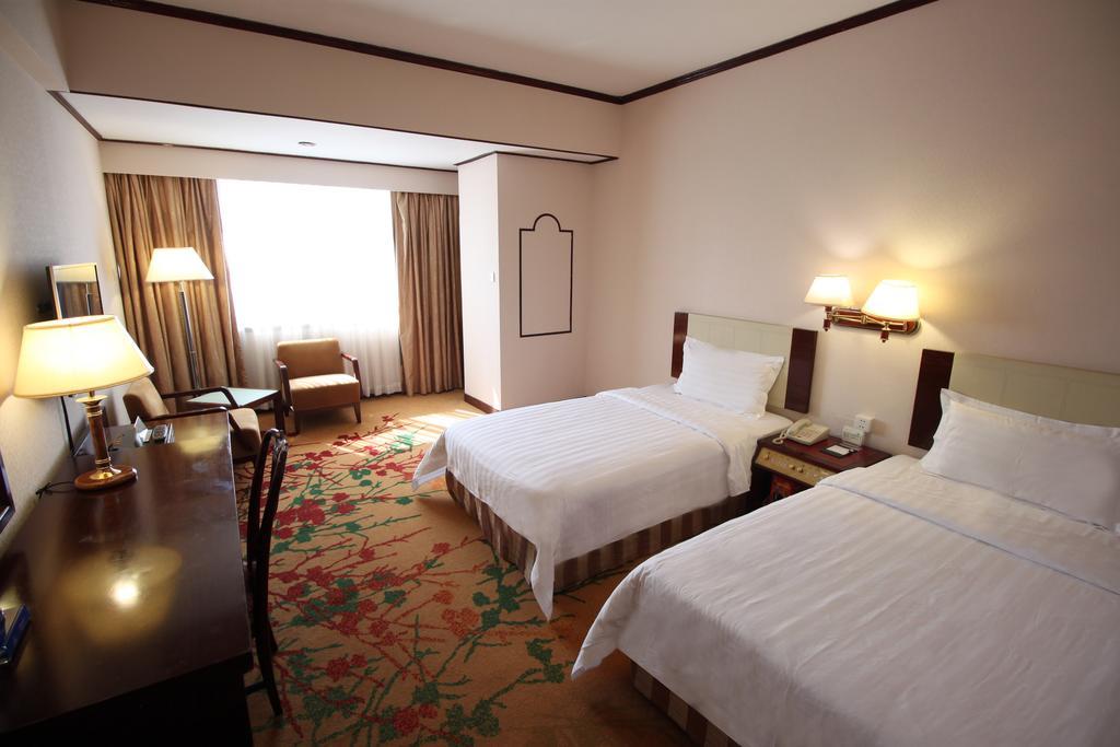 Guangzhou Hotel מראה חיצוני תמונה